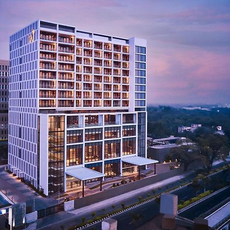 Taj Wellington Mews Chennai Hotel Exterior photo